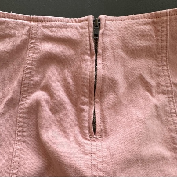 PacSun Pink Short Mini Skirt Stretch Material Faux Denim 24 Zipper Back Tight - Picture 3 of 8